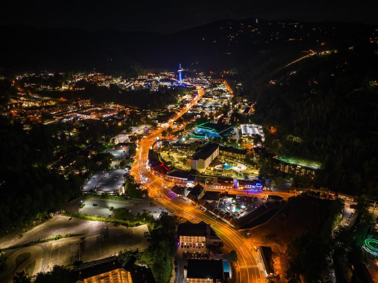 Newly Remodeled Motel In Gatlinburg! Екстериор снимка