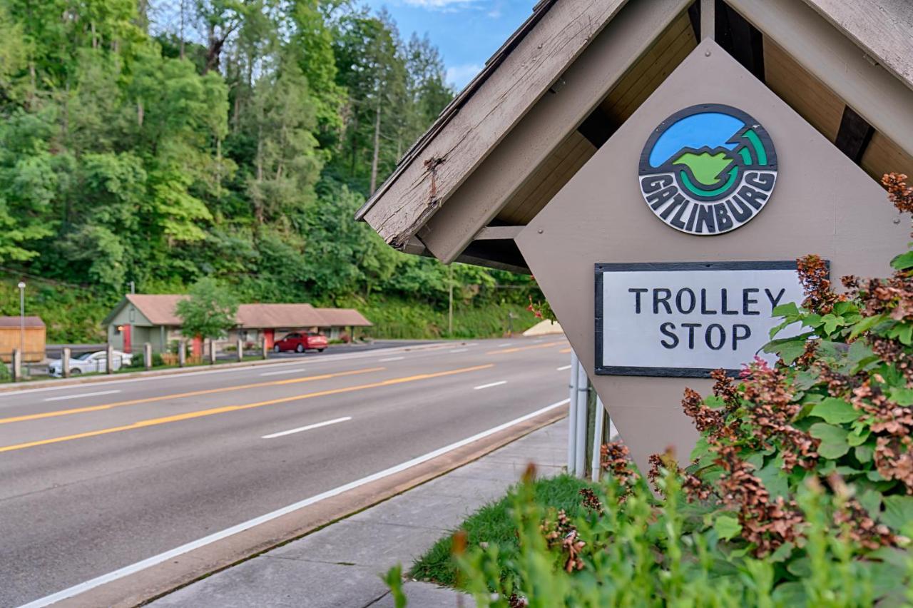 Newly Remodeled Motel In Gatlinburg! Екстериор снимка